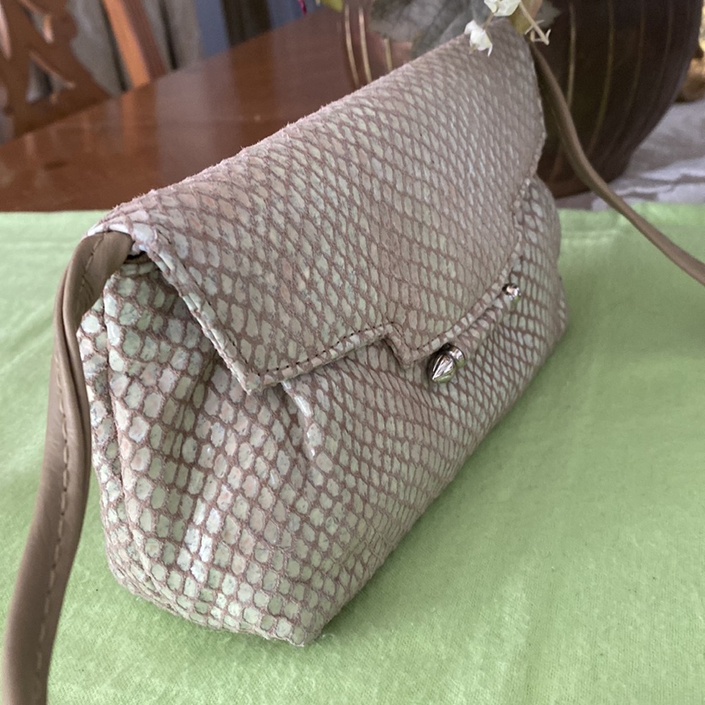 Genuine leather small shoulder strap bag - Picture 4 of 15
